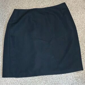 Alia Classic Black Women's Skirt ~ Size 16